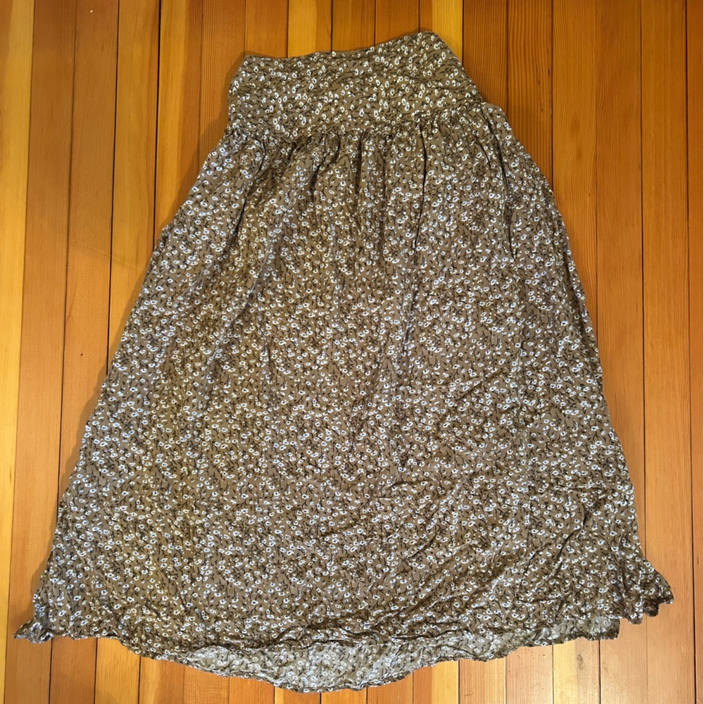 NATURAL LIFE: Green/Brown Floral Addie Midi Skirt